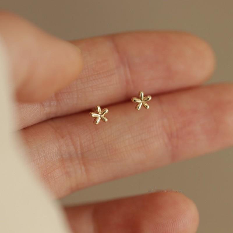 925 Sterling Silver Micro Crystal Pointed Star Studs