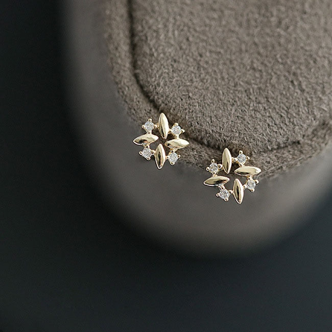 925 Sterling Silver Micro Crystal Pointed Star Studs